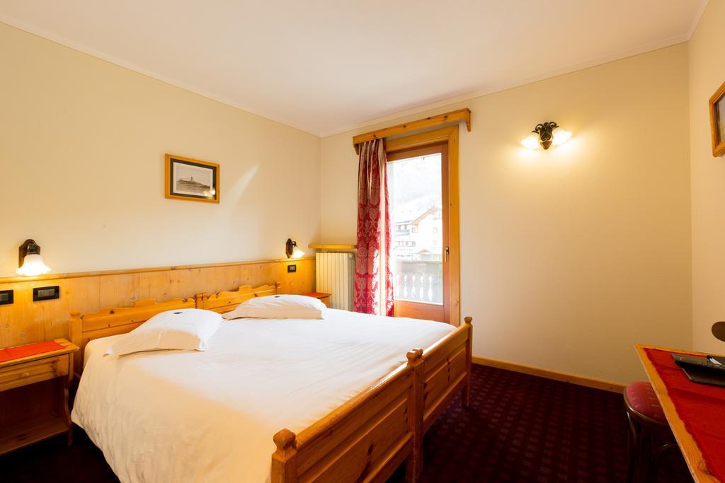 Hotel Pontiglia Livigno Exterior foto