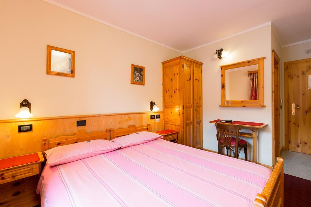 Hotel Pontiglia Livigno Exterior foto
